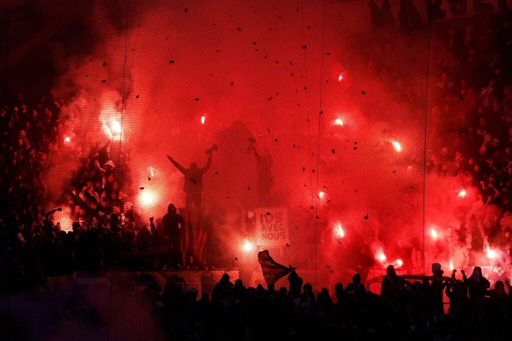Ligue 1: Prohibidos los desplazamientos de hinchas de ocho clubes franceses este fin de semana