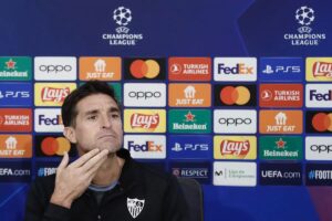 Sevilla FC: Diego Alonso: «Sobre todo siento el respaldo de los jugadores dentro del campo»