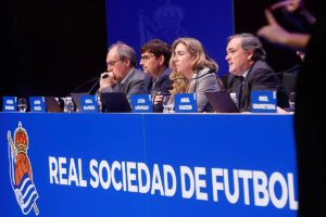 Betis: El Betis trasladar a Antiviolencia las declaraciones de Aperribay