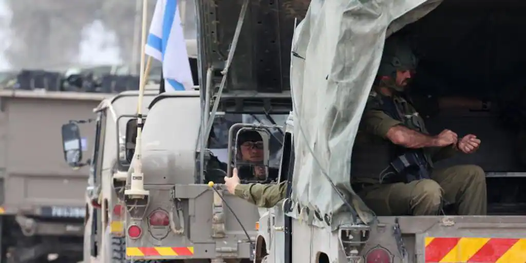 Claves de la nueva fase de la guerra en Gaza: el cerco a los terroristas, el futuro de los rehenes, las bajas civiles…>