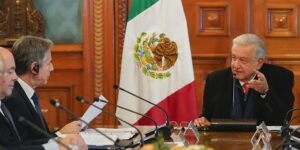 México asegura que han acordado con EE.UU. mantener abiertos los pasos fronterizos