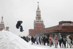 Un ataque ucraniano sobre Moscú que provoca el cierre del tráfico aéreo en Rusia