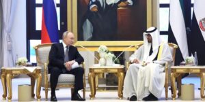 Putin visita los Emiratos Árabes Unidos y Arabia Saudí en un intento de relanzar la influencia de Rusia en Oriente Próximo