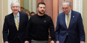 Zelenski implora a EE.UU. que mantenga sus ayudas ante una posible derrota frente a Rusia