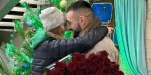 Una médica militar ucraniana da el ‘sí, quiero’ a su novio tras ser liberada por Rusia después de dos años de cautiverio