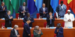 El pragmatismo de China se impone a Occidente en la conquista de África