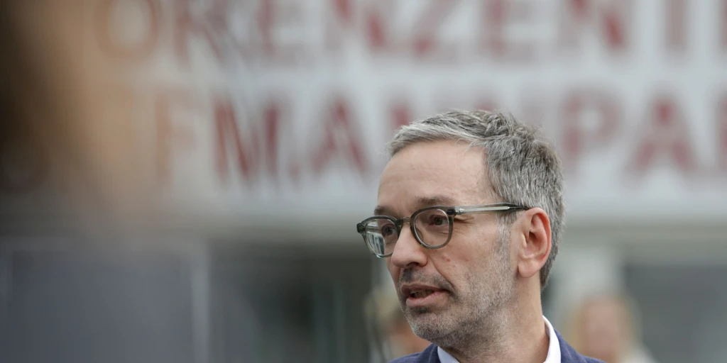 La extrema derecha gana por primera vez las elecciones en Austria, según los sondeos a pie de urna