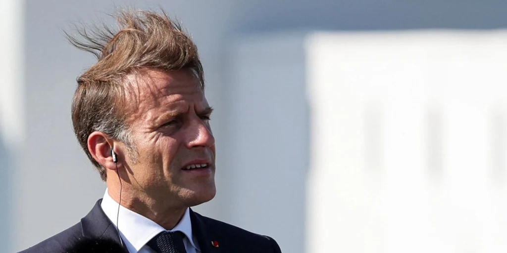 La extrema izquierda propone destituir a Macron para «resolver» la crisis