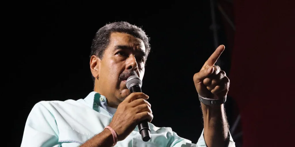 Maduro restringe el retorno de venezolanos con pasaporte vencido