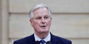 Michel Barnier presenta a Macron un proyecto de gobierno de centro derecha