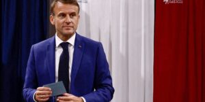 buscar dinero para pagar las deudas