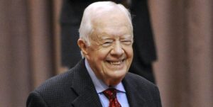 El expresidente Jimmy Carter vota por Kamala Harris, una de sus últimas voluntades, a los cien años