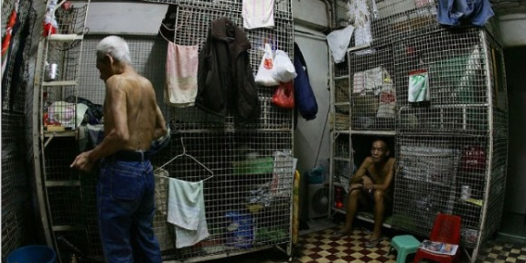 Las casas jaula, unos ‘ataúdes’ donde viven 10.000 personas
