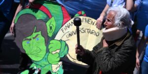 Milei logra con lo justo frenar en el Congreso la ley de financiación universitaria