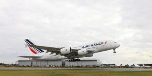 Air France suspende «hasta nuevo aviso» sus vuelos sobre el mar Rojo debido a un «objeto luminoso» en Sudán