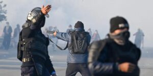Al menos cinco agentes de seguridad muertos en Pakistán en las protestas por la liberación del ex primer ministro