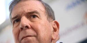 La Fiscalía de Venezuela solicita a la Interpol la captura del opositor y presidente electo Edmundo González