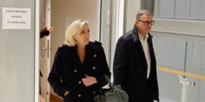 Le Pen acusa a la Fiscalía de querer «excluirla» de la política tras pedir su inhabilitación por malversación