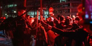Miles de manifestantes protestan contra gala de apoyo a Israel en París