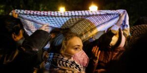 Ocho policías y un periodista heridos en una marcha propalestina en Berlín