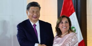 Xi Jinping inaugura un puerto en Perú y consolida la presencia de China en Iberoamérica