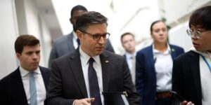 el presidente de la Cámara apoya el veto a la legisladora trans en el servicio de mujeres