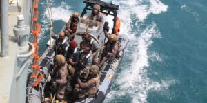 Bruselas prorroga hasta 2027 la operación ‘Atalanta’ contra la piratería y promueve que colabore más con la misión en el mar Rojo