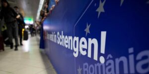 La UE acuerda la adhesión plena de Bulgaria y Rumania al espacio Schengen