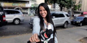 El régimen de Maduro detiene a la periodista venezolana Ana Carolina Guaita