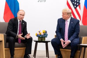 Putin dice que Trump podría haber «evitado» la guerra de Ucrania si no le hubieran «robado» las elecciones de 2020
