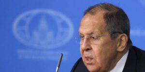 Rusia se abre a discutir posibles «garantías de seguridad» para Kiev