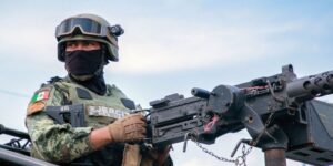 Detienen en México a ‘Jando’, piloto y operador clave de Los Chapitos