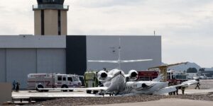 El avión privado del cantante de Mötley Crüe se estrella con otro en Arizona y deja un muerto y al menos tres heridos