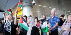 Egipto detiene a más de 200 activistas propalestinos que participan en la caravana popular que se dirige a Gaza