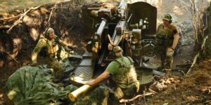 Ucrania bombardea con drones una factoría de armamentos rusa y destruye dos aviones de combate