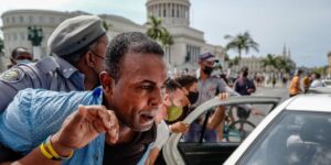 El régimen cubano usa a 60.000 presos para trabajos forzados en habanos y carbón