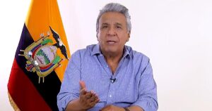 El expresidente de Ecuador Lenín Moreno regresa a Quito días antes de su juicio por cohecho entre críticas por supuestos pactos con el Gobierno