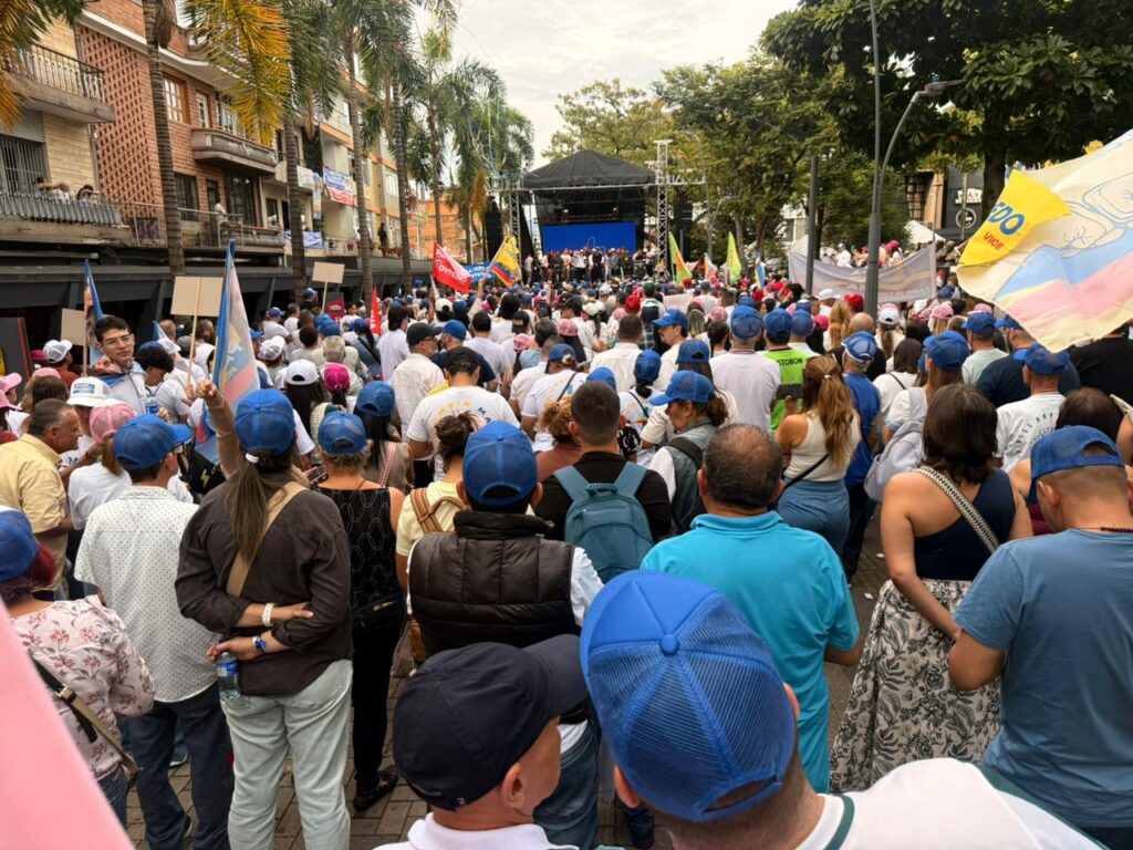 Paloma Valencia abre las puertas de su campaña a los «petristas arrepentidos» desde Envigado