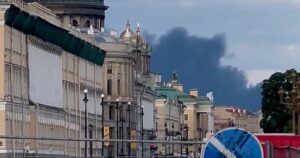 Ucrania lanza una ofensiva sobre el Davos ruso de Putin