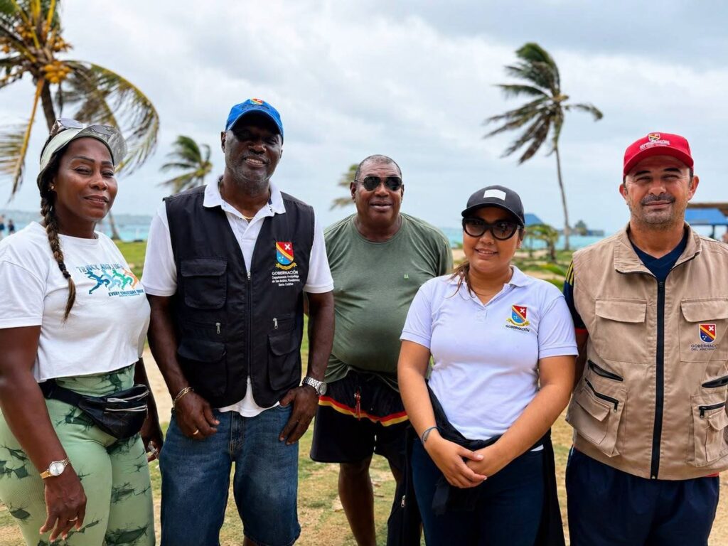 Inspeccionan infraestructura de Haynes Cay y Rose Cay tras daños ocasionados por las recientes condiciones climáticas