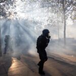 Macron defiende su gestión de los disturbios callejeros en Francia y apunta a «manipulación extranjera»