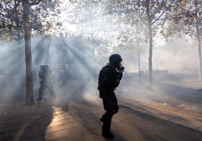 Macron defiende su gestión de los disturbios callejeros en Francia y apunta a «manipulación extranjera»