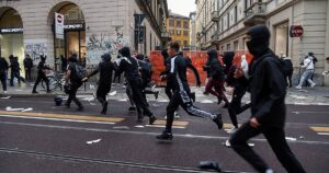 220 de los 271 retenidos por las protestas son menores