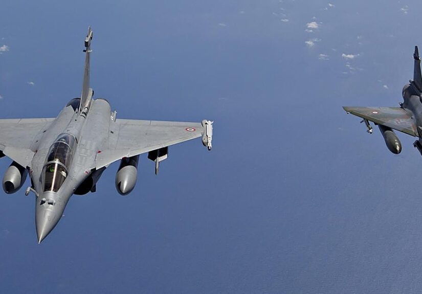 Al menos un muerto tras estrellarse un avión de combate francés durante unos entrenamientos