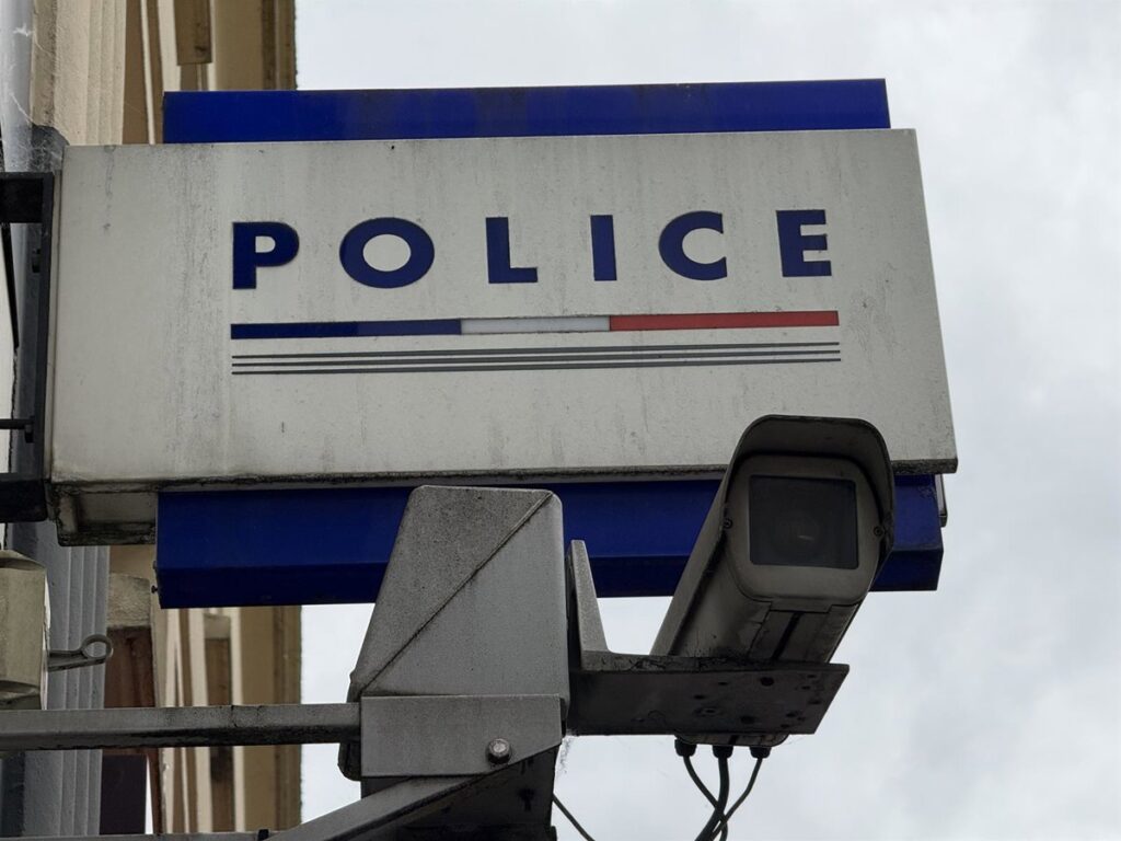 Al menos un muerto y varios heridos en un tiroteo cerca de París