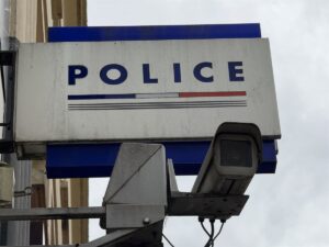 Al menos un muerto y varios heridos en un tiroteo cerca de París