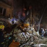 Aumentan a cuatro los muertos en bombardeos de Rusia contra Járkov, en el noreste de Ucrania