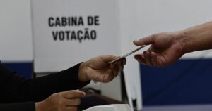 Brasil vota en calma en sus elecciones más reñidas entre el lulismo y el bolsonarismo