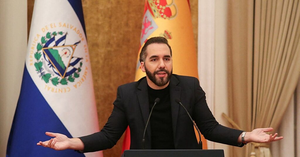 Bukele evalúa «liberación anticipada» de la mitad de los 93.000 presos de la guerra antipandillas