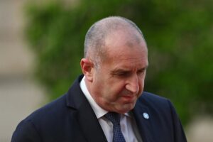 Bulgaria rescata a la tripulación de un buque atacado con drones en el mar Negro y convoca a embajadora rusa
